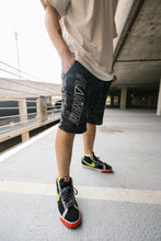 Load image into Gallery viewer, PL▲TINU BL▲CK C▲MO SHORTS