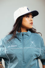 Load image into Gallery viewer, Platinum Nyon Half-Zip Pale Blue
