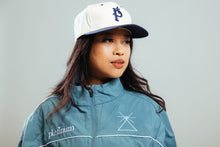 Load image into Gallery viewer, Platinum Nyon Half-Zip Pale Blue
