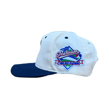 Load image into Gallery viewer, Platinum Pt Natural/Navy Cap
