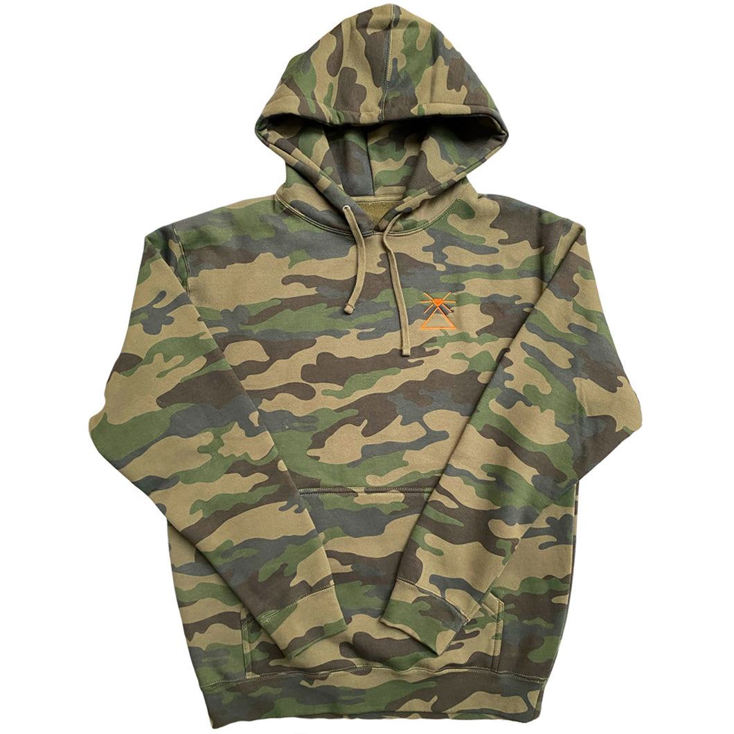 PL△TINUM C△MO HOODIE